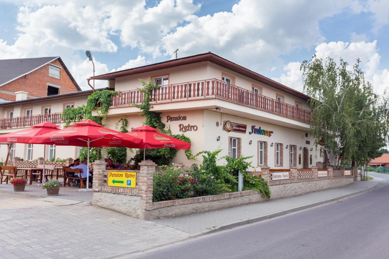 Retro Vrbovec Hotel Kültér fotó